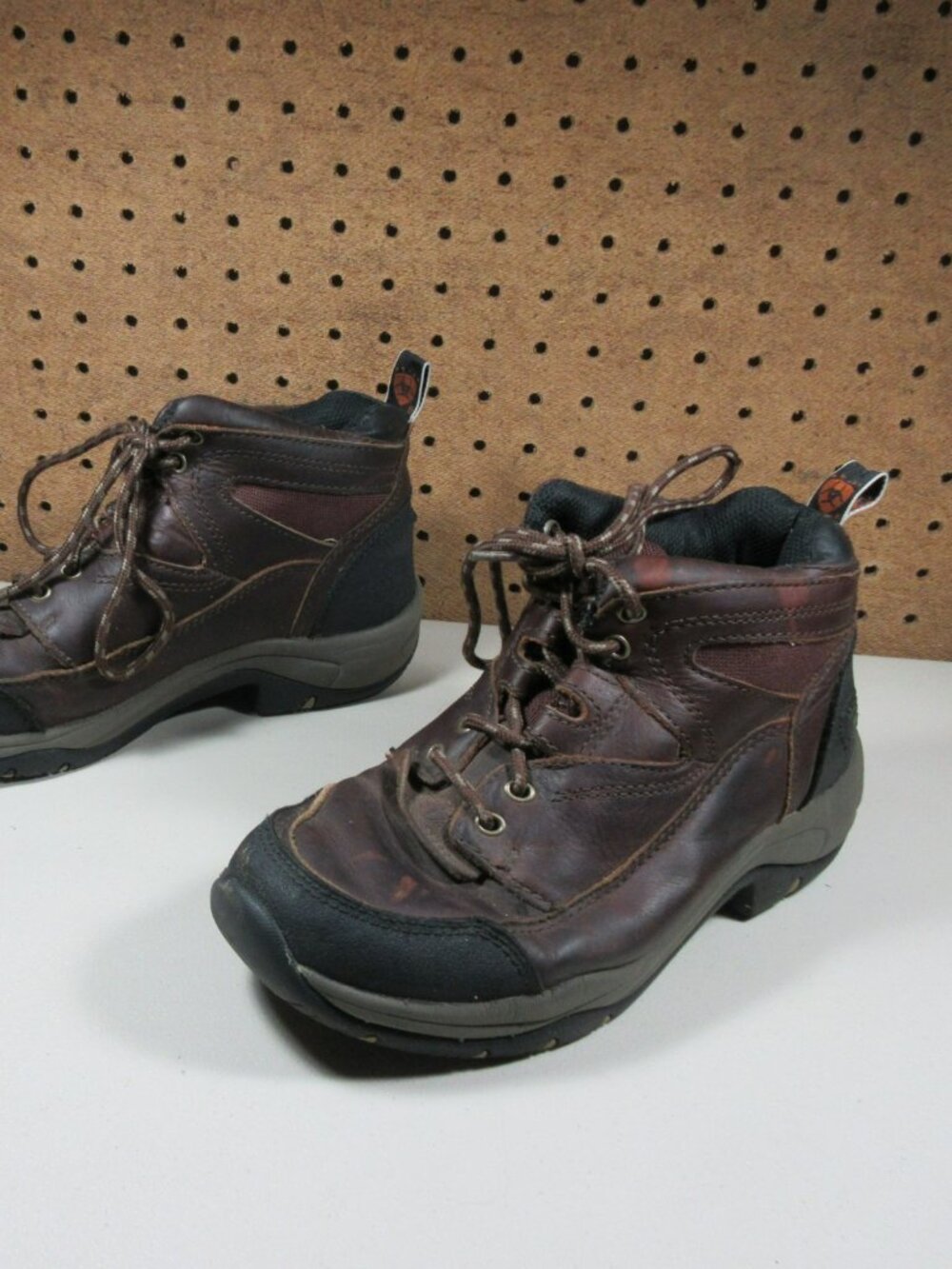 Ariat womens brown an black Terrain Endurance leather hiking boots 8 M - Picture 5 of 9
